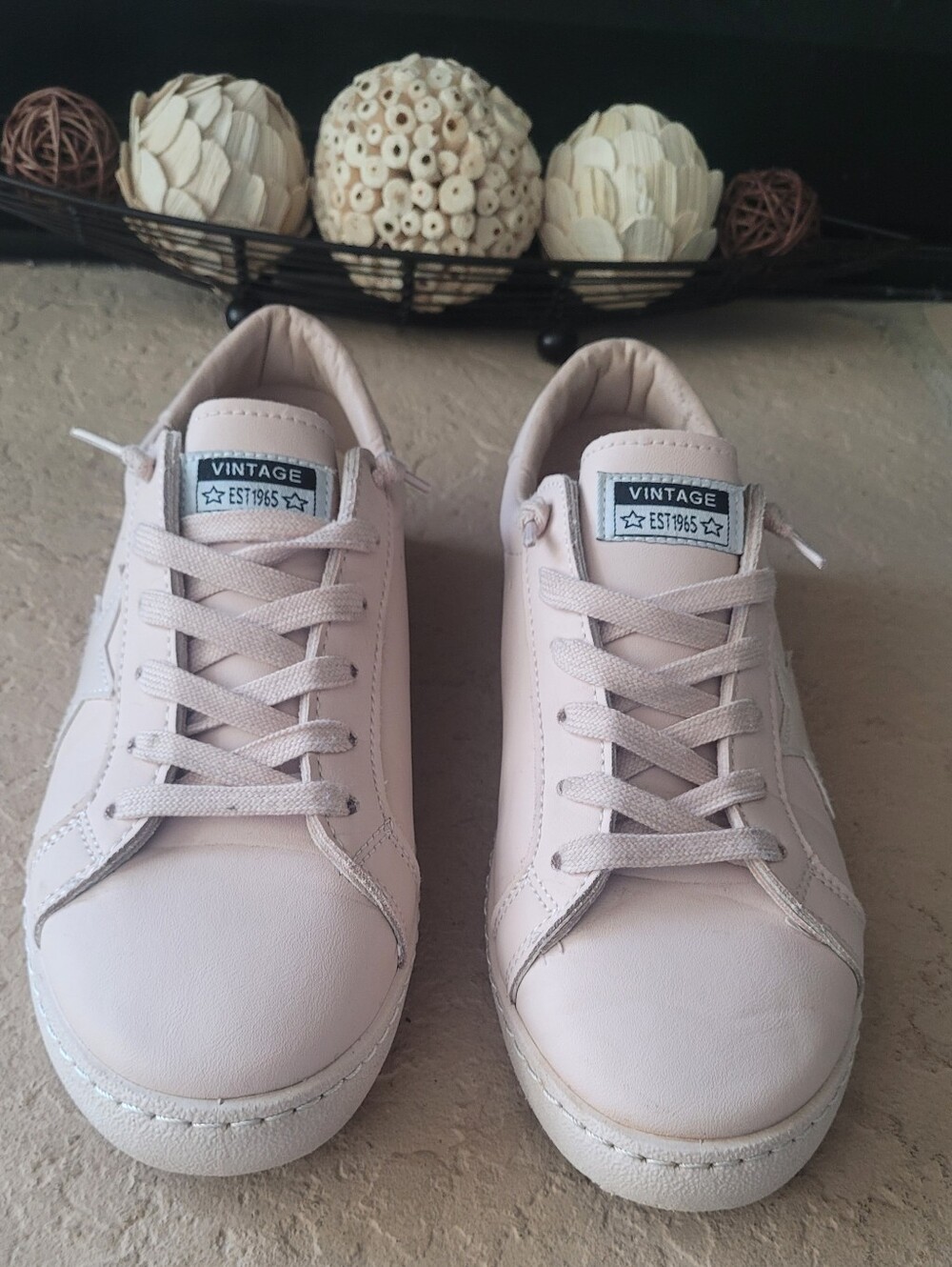 Size 8.5 Vintage Havana Reflex Pink Women Sneakers